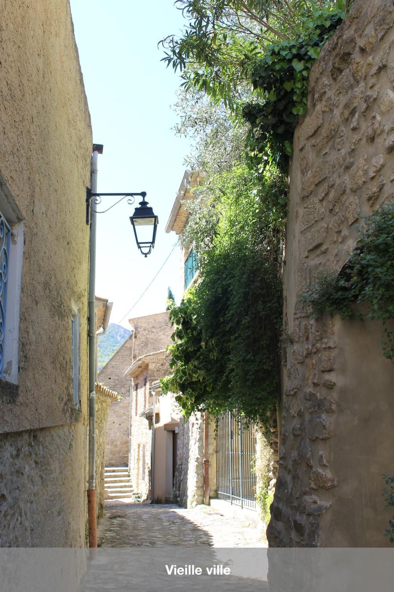 Maison De Charme A Au Milieu Des Vignes Nyons